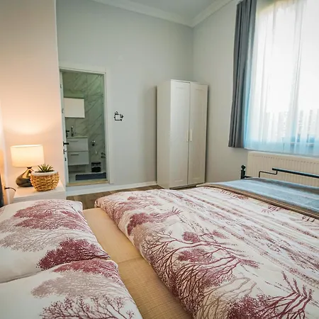 Casa Bazilika Villa *
