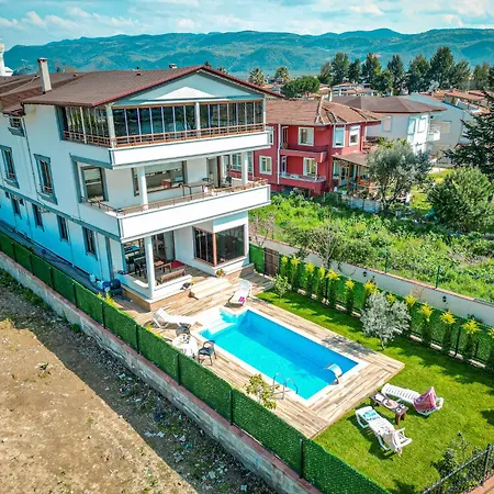 Casa Bazilika Villa *